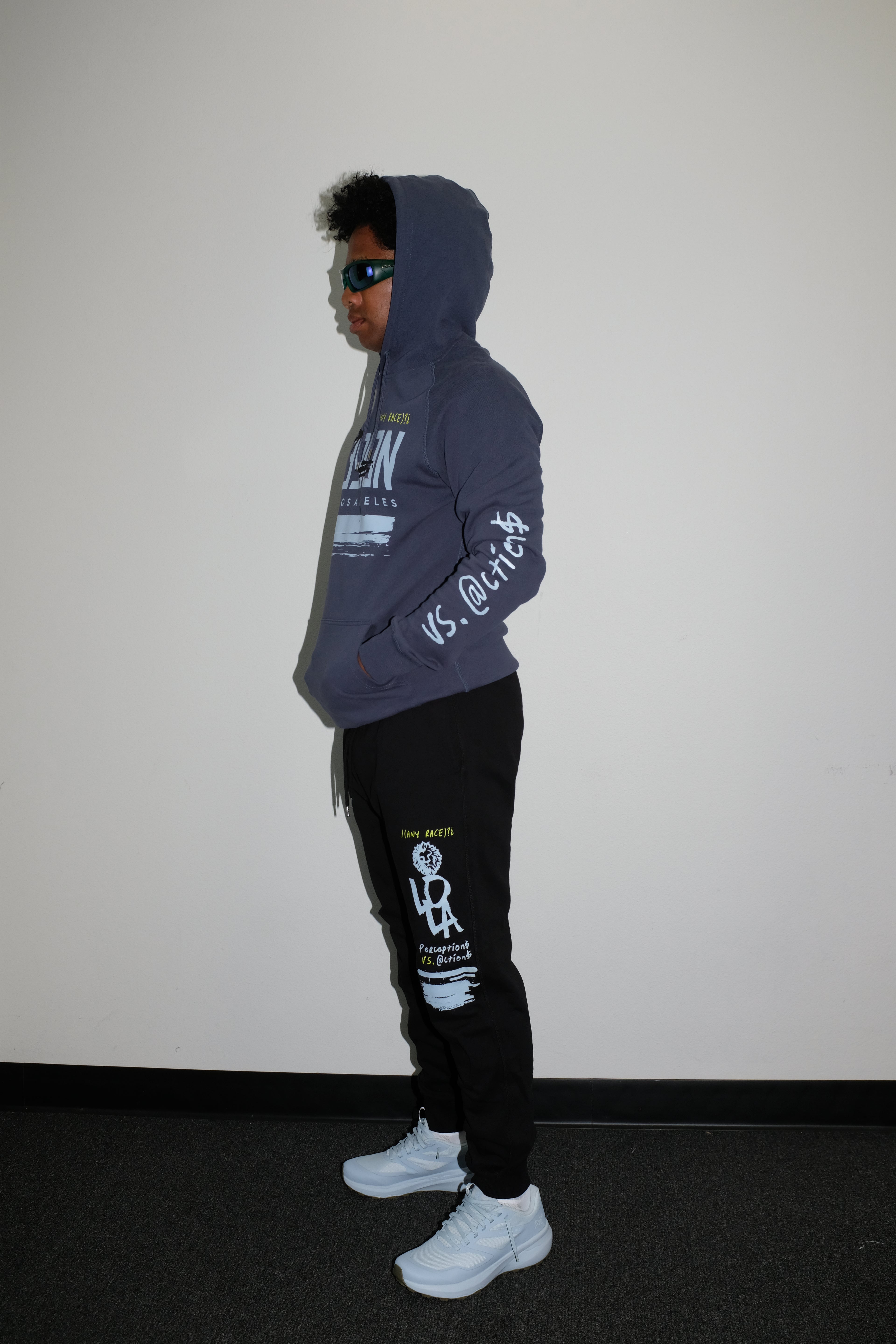 L39ION TRACK PANTS